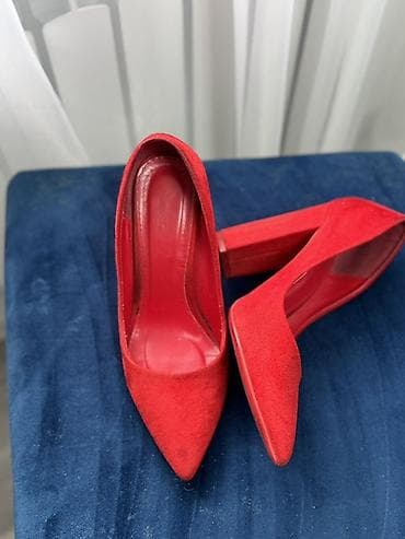 туфли женские лодочки: Продаю Туфли-лодочки женские, красные, размер 38. Носила раза 2-3 — 2