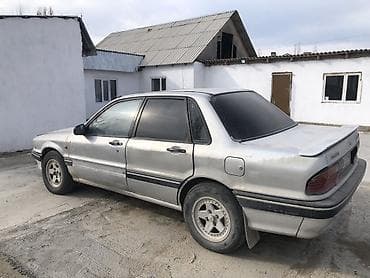 Mitsubishi: Mitsubishi Galant: 1989 г., 1.8 л, Седан — 2