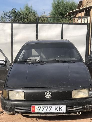 Volkswagen Passat: 1988 г., 1.8 л, Механика, Бензин, Седан — 2