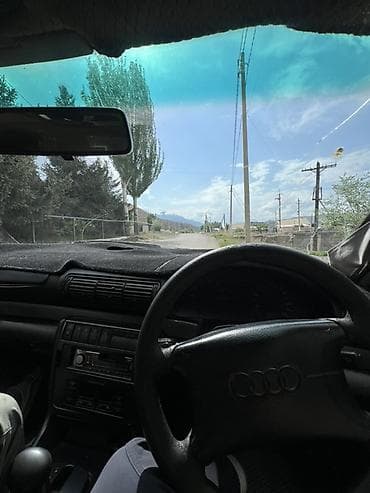 90: Audi A4: 1996 г., 1.8 л, Автомат, Бензин, Седан — 6