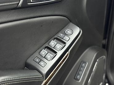 Транспорт: Chevrolet Suburban: 2018 г., 5.3 л, Автомат, Бензин, Жол тандабас — 8