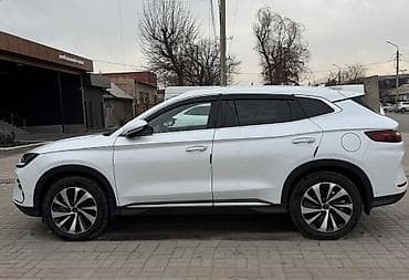 BYD: BYD Song Plus: 2024 г., Гибрид, Кроссовер — 3