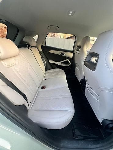 BYD: BYD Yuan Up: 2024 г., Вариатор, Электромобиль, Кроссовер — 8