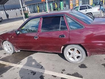 r16 20560: Daewoo Nexia: 2010 г., 1.5 л, Механика, Бензин, Седан — 3