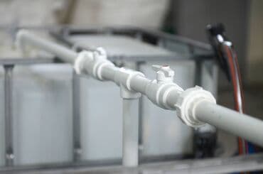 купить оборудование для пенополиуретана: Линия для производства: незамерзайка, авто и бытовая химия — 6