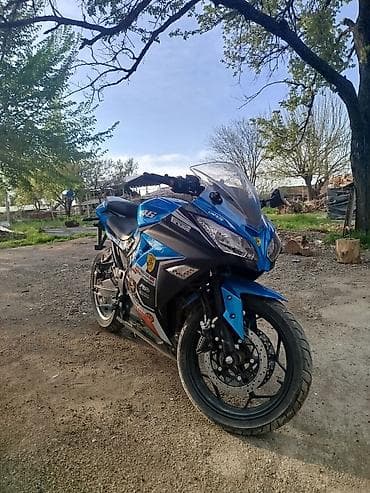 Мототехника: Спортивный мотоцикл в обвесе Sport Replica, с яркой синей раскраской и — 1