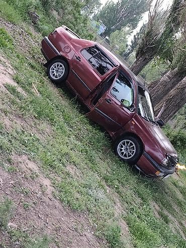 вольксваген вента: Volkswagen Vento: 1993 г., 1.8 л, Ручные, Бензин, Седан — 8