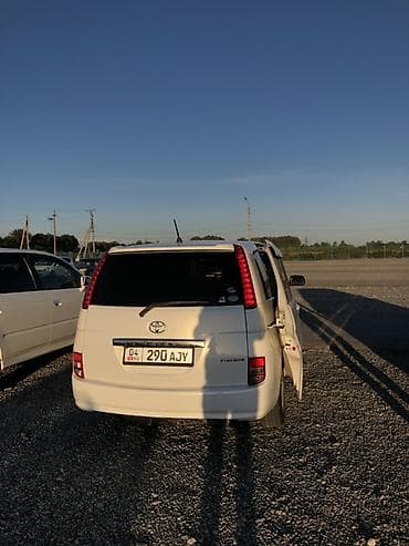 тайотта ист: Toyota Isis: 2004 г., 1.8 л, Автомат, Бензин, Минивэн — 5