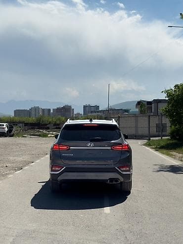 prius v: Hyundai Santa Fe: 2019 г., 2 л, Автомат, Дизель, Кроссовер — 10