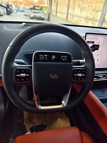 bmw e9: Lixiang L6: 2025 г., 1.5 л, Автомат, Электромобиль, Кроссовер — 3