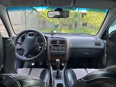 q 7: Toyota Avensis — 6