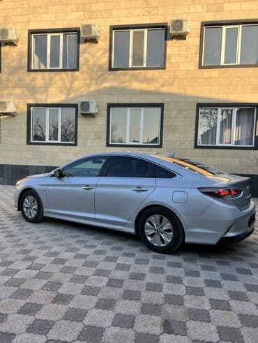 sonata ef: Hyundai Sonata: 2019 г., 2 л, Гибрид — 5