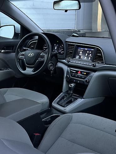 машина 30000: Hyundai Elantra: 2018 г., 2 л, Седан — 8