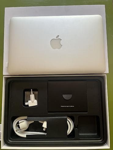 бу macbook: Продам MacBook Air Мак в отличном состоянии! Без царапин! Весь — 3