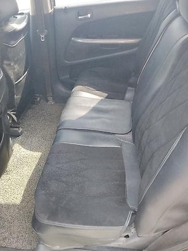 Honda Stream: 2001 г., 2 л, Автомат, Бензин, Минивэн — 6