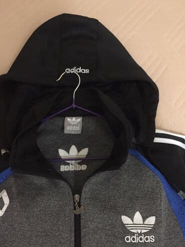 адидас спортивный костюм: Эркектердин спорттук костюму, 3XL (EU 46), Adidas, Жаңы, түсү - Көк, Өзү алып кетүү — 2
