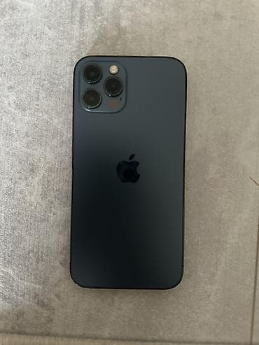 IPhone 12 Pro, Б/у, 256 ГБ, Графит, Защитное стекло, Чехол, 74 %