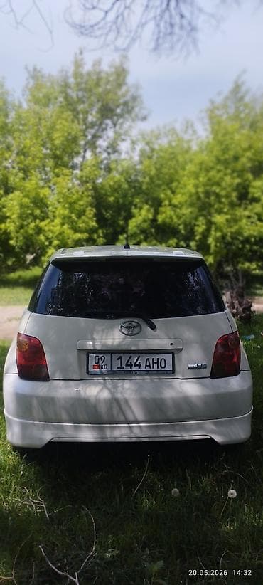 forester 2008: Toyota Ist: 2003 г., 1.3 л, Автомат, Бензин, Седан — 8