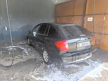Kia Rio: 2003 г., Механика, Бензин, Хэтчбэк — 4