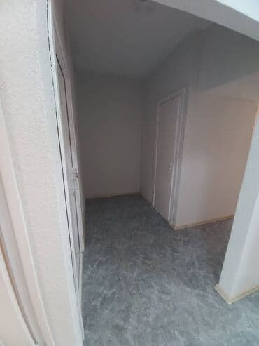 советский щербакова дом: 2 комнаты, 57 м², 105 серия, 1 этаж, Косметический ремонт — 6