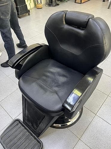 Шкафтар: Барбер‑кресло профессиональное, черное - Конструкция на массивном — 2