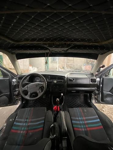 bmw samuray: Volkswagen Golf: 1993 г., 1.6 л, Механика, Бензин, Хэтчбэк — 5