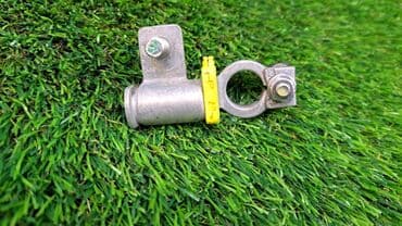 аккумулятор для грузовых: Клемма аккумулятора плюсовая Е53 61 13 Год 2002 В отличном — 3