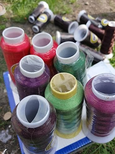 прокат небулайзера: Нити для шитья и вышивки — набор разноцветных бобин - Формат: большие — 1