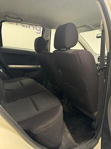 platz vitz: Toyota Ist: 2003 г., 1.3 л, Автомат, Бензин, Хэтчбэк — 8
