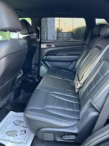 машина ли: Ssangyong Rexton: 2018 г., 2.2 л, Автомат, Дизель, Внедорожник — 2