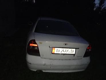ваз лада нива: Daewoo Nubira: 1999 г., 1.5 л, Механика, Бензин, Седан — 3