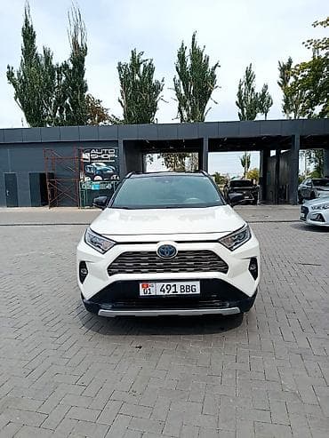Toyota RAV4: 2019 г., 2.5 л, Вариатор, Гибрид, Кроссовер — 1