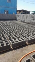 скамейки б у: Пескоблок Гладкий, Заборный, 150x190x390, Самовывоз, Бесплатная доставка, Платная доставка — 7