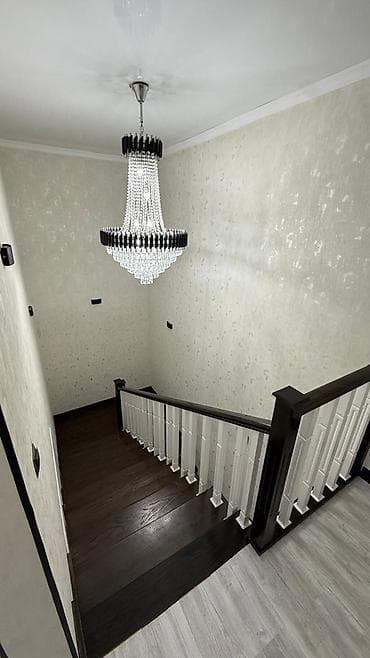 Дома: 150 м², 4 комнаты — 4