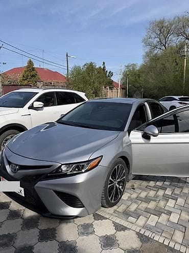 Продажа авто: Toyota Camry: 2018 г., 2.5 л, Автомат, Гибрид, Седан — 2