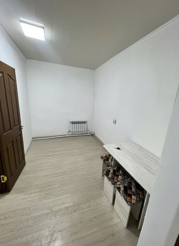 балыкчы дом купить: Сдаётся компактная комната с отдельной кухонной зоной. Депозит 10000 — 1