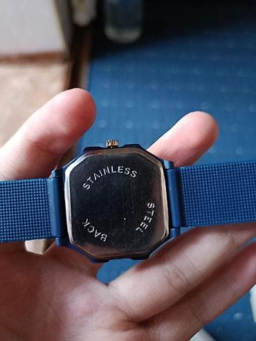 samsung a54: Кварцевые наручные часы с квадратным корпусом. Характеристики: - — 1