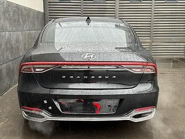 byd song plus: Hyundai Grandeur: 2021 г., Седан — 3