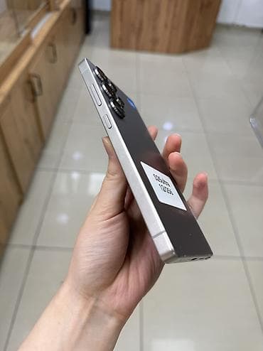 Samsung Galaxy S24 Ultra, Б/у, 256 ГБ, цвет - Серебристый, В рассрочку, 1 SIM, eSIM — 2