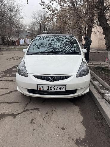 авто багаж: Honda Fit: 2002 г., 1.3 л, Автомат, Бензин, Хэтчбэк — 9
