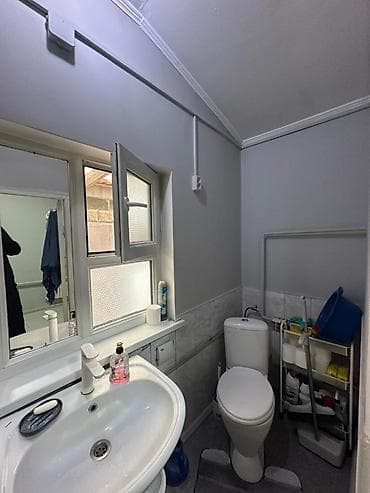 үй сатылат калыс ордо: ПРОДАЁТСЯ ДОМ 📍 Район: Кожзавод, недалеко от рынка Дордой 🏡 Дом 2007 — 4