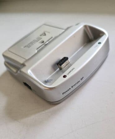 док станции: Продаю допы на Game Boy Advance Sp. Удобная Док станция, громкие — 2