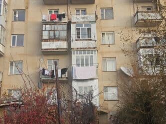 дача на иссык куле: 1 бөлмө, 35 кв. м, 104-серия, 2 кабат, Косметикалык ремонт — 4