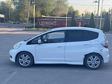 мала бороны: Honda Fit: 2008 г., Бензин, Хэтчбэк — 4