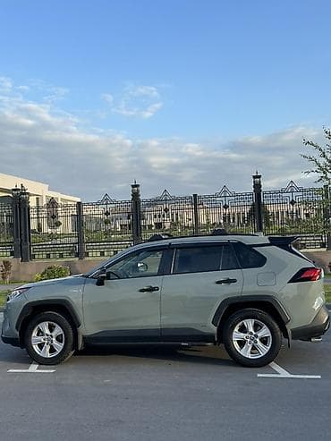 rav4: Toyota RAV4: 2021 г., 2.5 л, Автомат, Гибрид, Кроссовер — 5