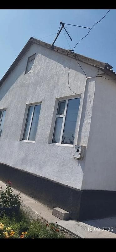 продаю дом г кайынды: 60 м², 3 бөлмө, Забор, тосулган — 1