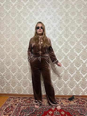 новый спортивный костюм: Новый костюм, размер М. (44-46) покупала на заказ,оказался маловат — 3