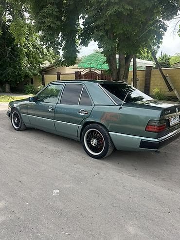e 303: Mercedes-Benz W124: 1992 г., 2.3 л, Седан — 3