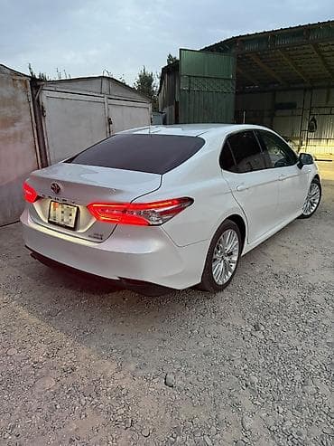 step: Toyota Camry: 2018 г., 2.5 л, Вариатор, Гибрид — 7