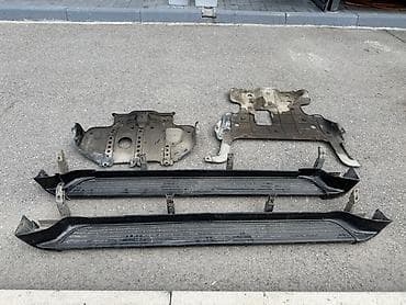 lend cruizer: Наружные накладки порогов Toyota, Б/у, Оригинал — 2